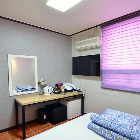 Wow Motel ปูซาน ภายนอก รูปภาพ